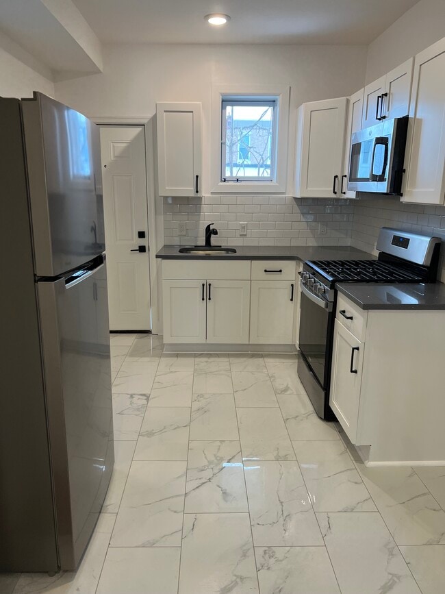 Photo - 3025 N 21st St