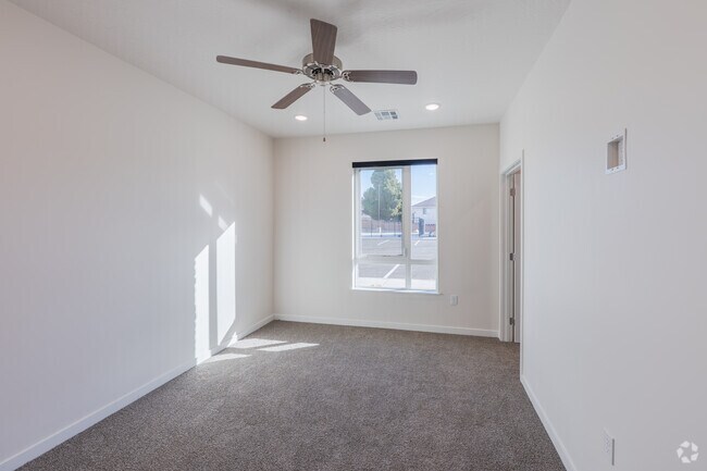 2BR, 1BA - 1,100SF - Primary Bedroom
