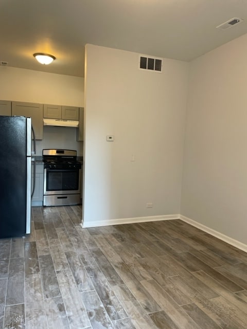 Sala de estar - 1527 W 18th St Unidad 2