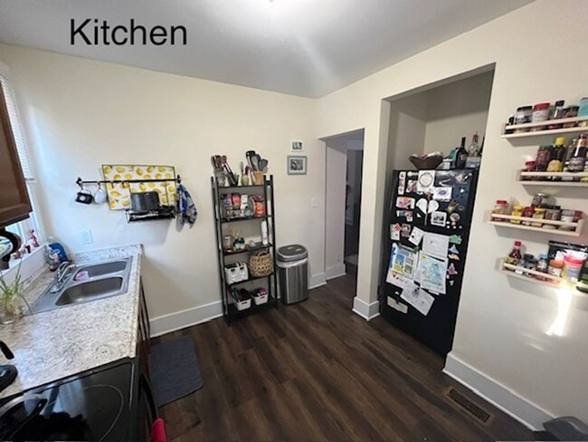 Photo - 613 Northside Ave