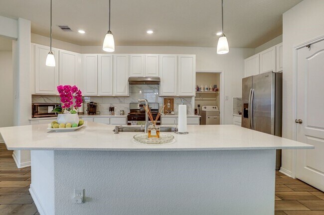 Photo - 14626 Hemlock Knl Ln