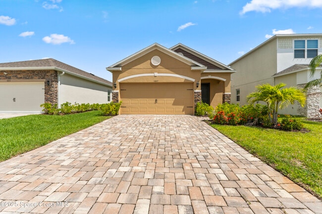 Photo - 1037 Canfield Cir Casa