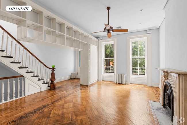 Building Photo - 347 5th St Rental