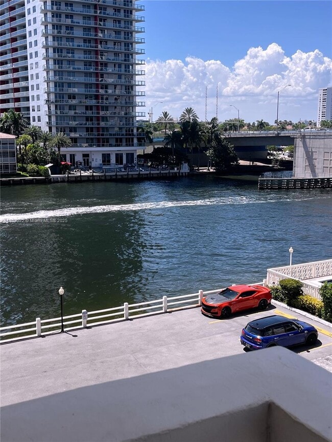 Photo - 1817 S Ocean Dr Unit 419