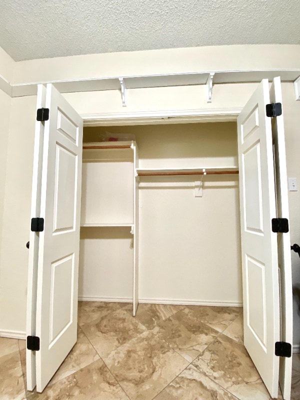 Photo - 1405 Ridgemoor Ln