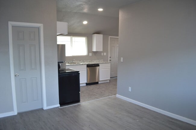 Photo - Centrally Located One Bedroom Duplex Unit 1048 S. Wisconsin Ave.