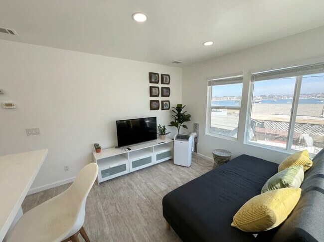 822 Vanitie Ct Unit SI ID1520900P