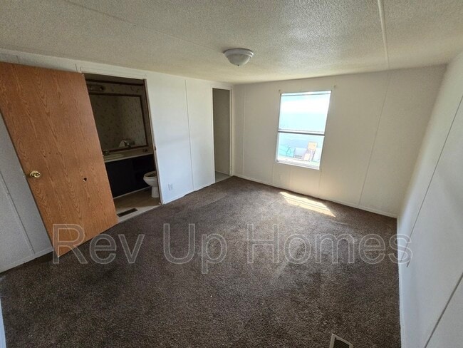 Photo - 123 Fred Dr