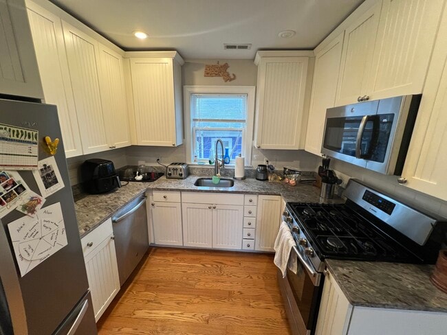 Photo - 183 River St Unit 2