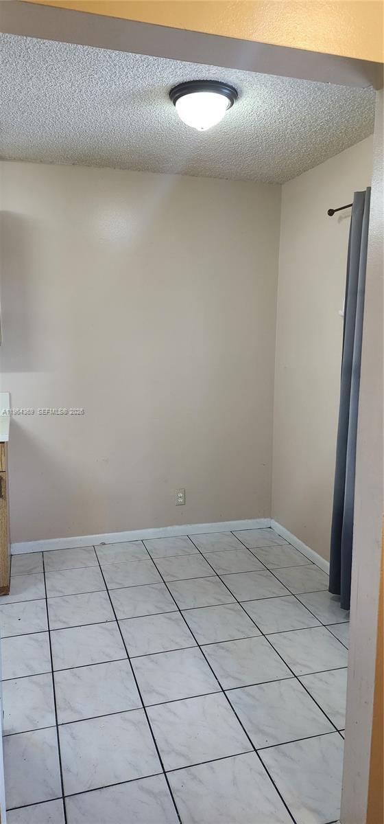 Photo - 8930 NW 21st St Unidad 6