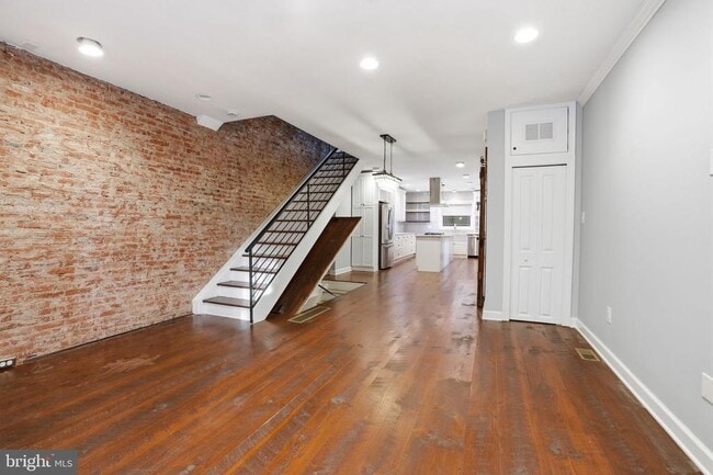 Building Photo - 2407 Grays Ferry Ave