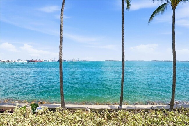 Photo - 540 Brickell Key Dr Unit 222