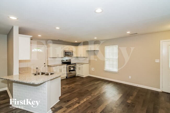 Photo - 6301 Green Grove Dr