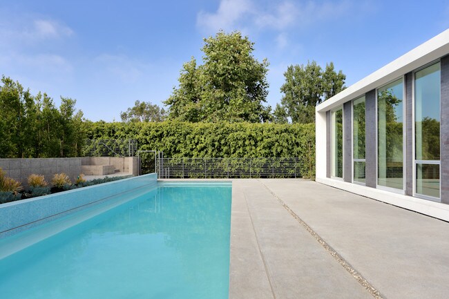 Photo - 3660 Inglewood Blvd