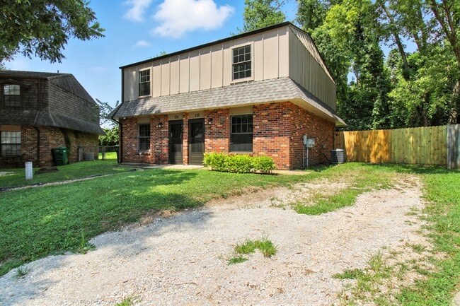 Building Photo - 13 Miller Park Rd Unit B Rental