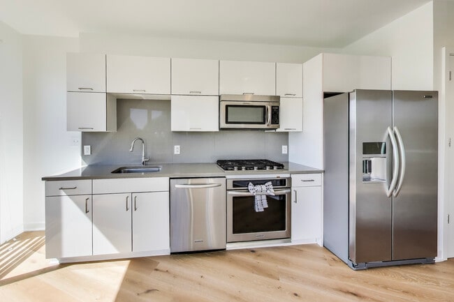 Photo - 1350 Maryland Ave NE Unit 205