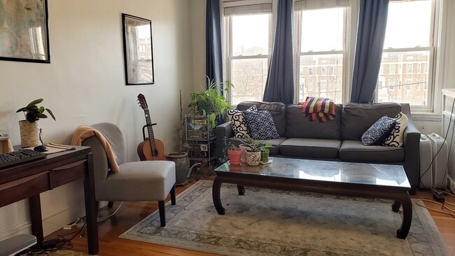 Photo - 1666 Commonwealth Ave Unidad 32