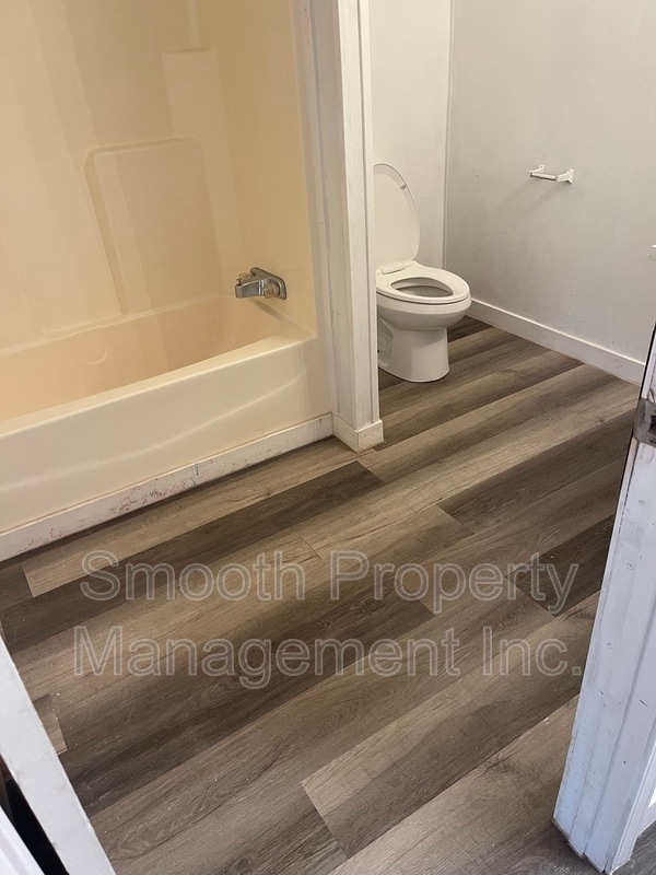 Photo - 7820 Fleetwood Dr