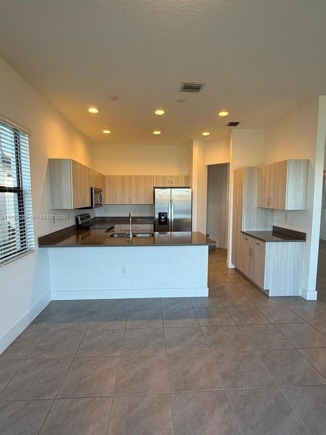 Photo - 5669 CERVA LN Ave