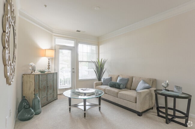 2BR,2BA,-1170SF, The Baltic