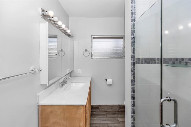 Photo - 4726 Abaca St