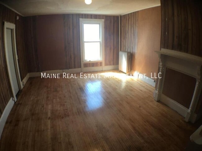 Building Photo - 67 Cedar St Unit 1 Rental
