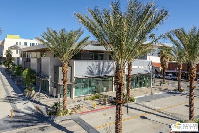 Building Photo - 175 N Palm Canyon Dr Unit 210 Rental