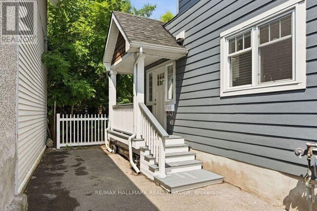 Photo - 23 Newton St