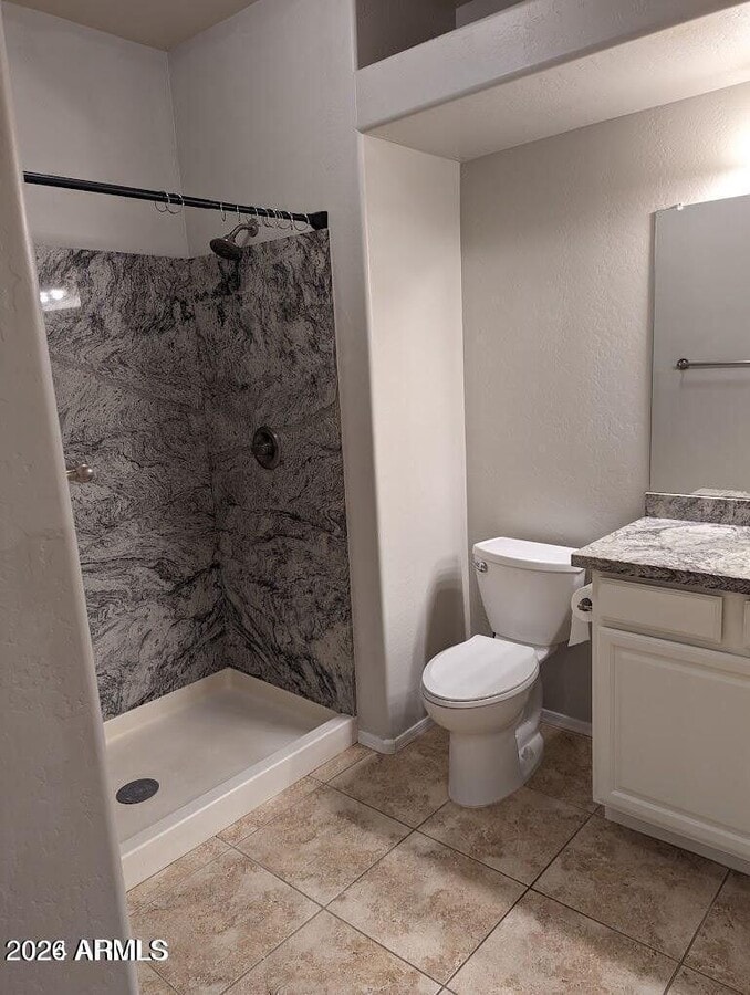 Photo - 2155 N Grace Blvd