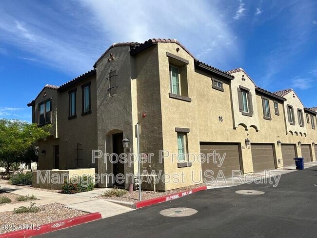 Building Photo - 155 N Lakeview Blvd Unit 259