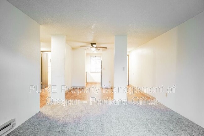 Photo - 14134 NE Sandy Blvd