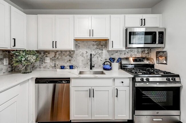 Photo - 4000 Linkwood Rd Unit 4002A