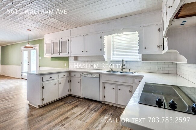 Photo - 5613 Waltham Ave