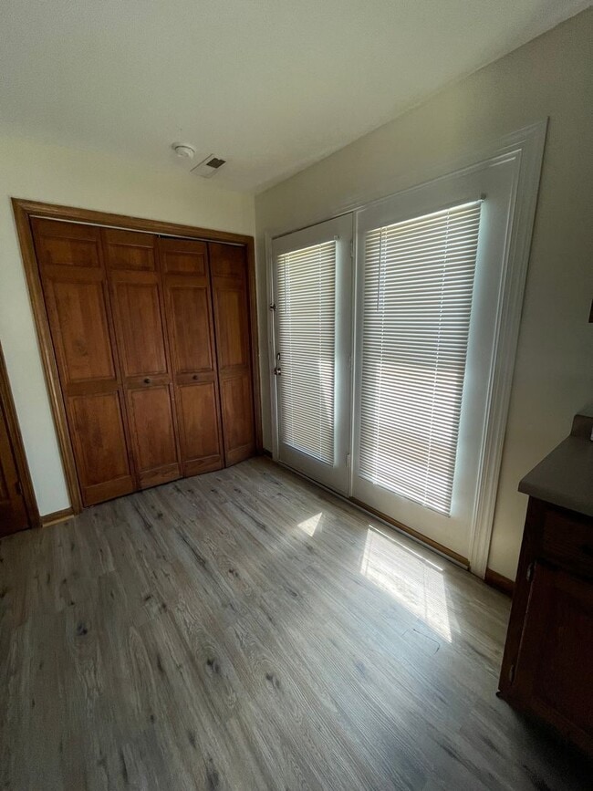 Photo - 3 Bedroom 2.5 Bath Townhome Located in Fountain Inn!!! Just minutes from the Downtown Area!