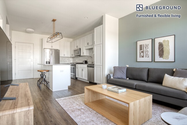 Photo - 100 N Addison Ave Unidad SI FL3-ID860