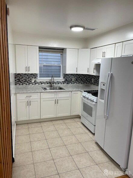 Photo - 1089 Magnolia Ave