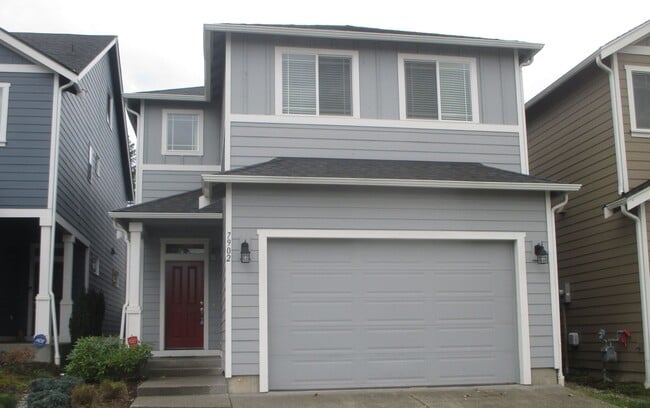 Building Photo - Beautiful 3 bed 2.5 bath home in South Hill Puyallup