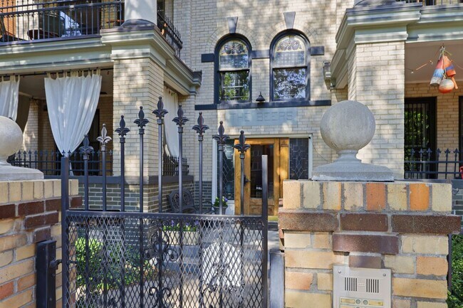 1261 Pennsylvania St Unidad 4