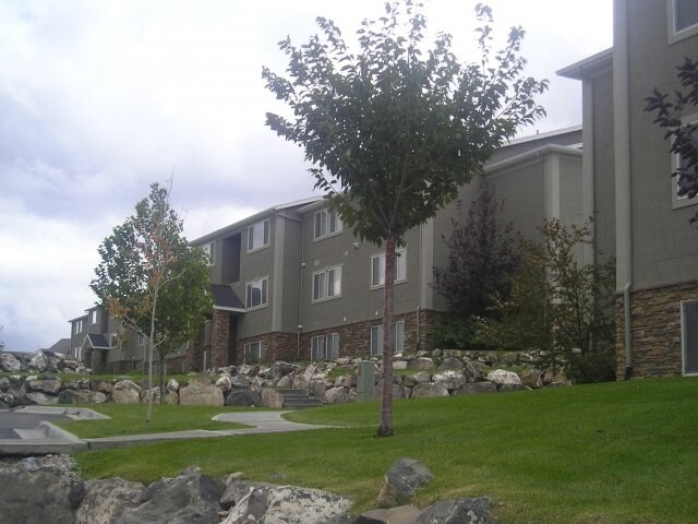 The Ridge - The Ridge Apartments