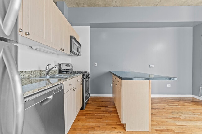 Photo - 1620 S Michigan Ave Unit 816