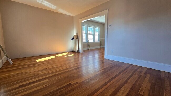 Photo - 158 W Adams St Unit 3