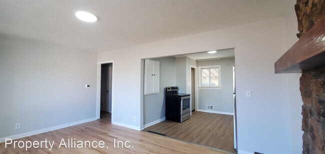 Photo - 4 br, 2 bath House - 1140 W. 70th Place