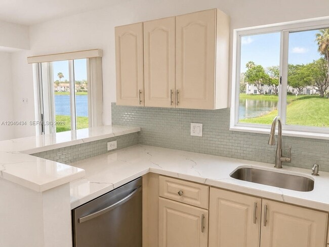 Photo - 2931 SE 12th Rd Unidad 106-55