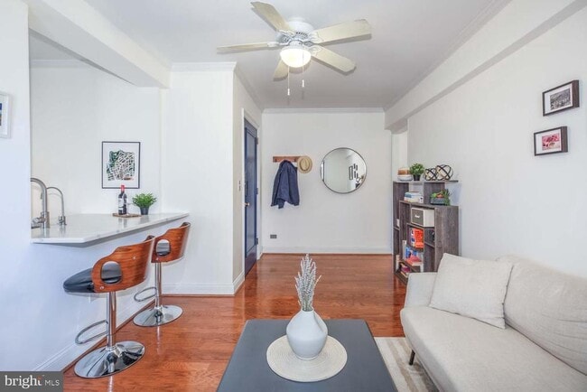 Photo - 2100 19th St NW Unit 701