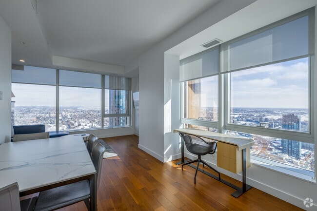 Unit 4503 - 1 BR 1 BA 726 SF - Calgary House