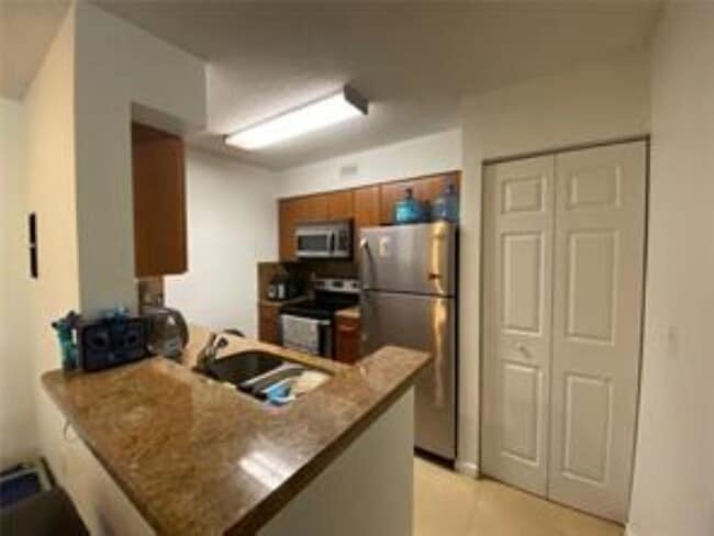 Photo - 2841 N Oakland Forest Dr Unit 107