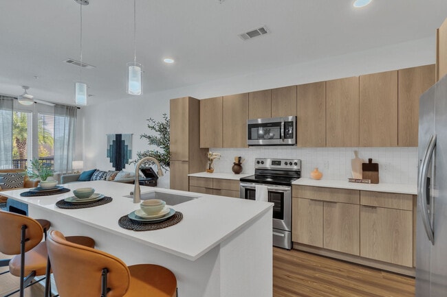 Photo - AVERE SOUTHSIDE QUARTER