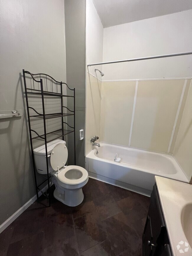 Building Photo - 2019 Washington Ave Unit 2019.5 Rental