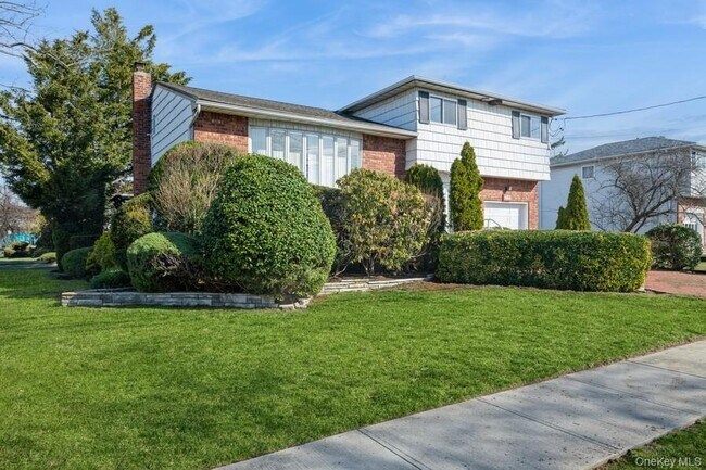 Photo - 482 Harbor Dr