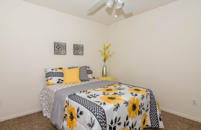 Photo - 5 Grn Mdws Rd